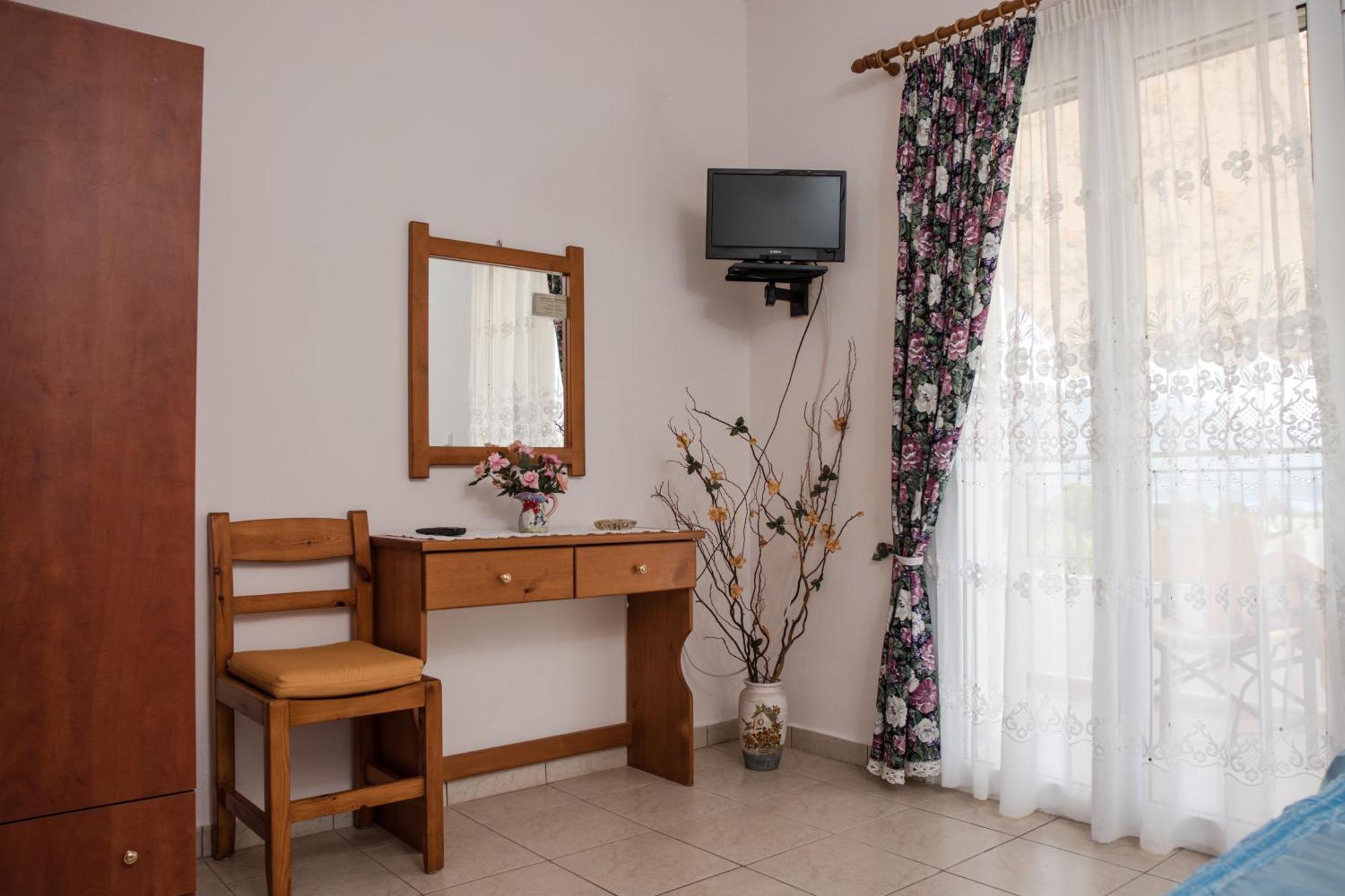 Anna Maria Apartments Szpartiá Kültér fotó